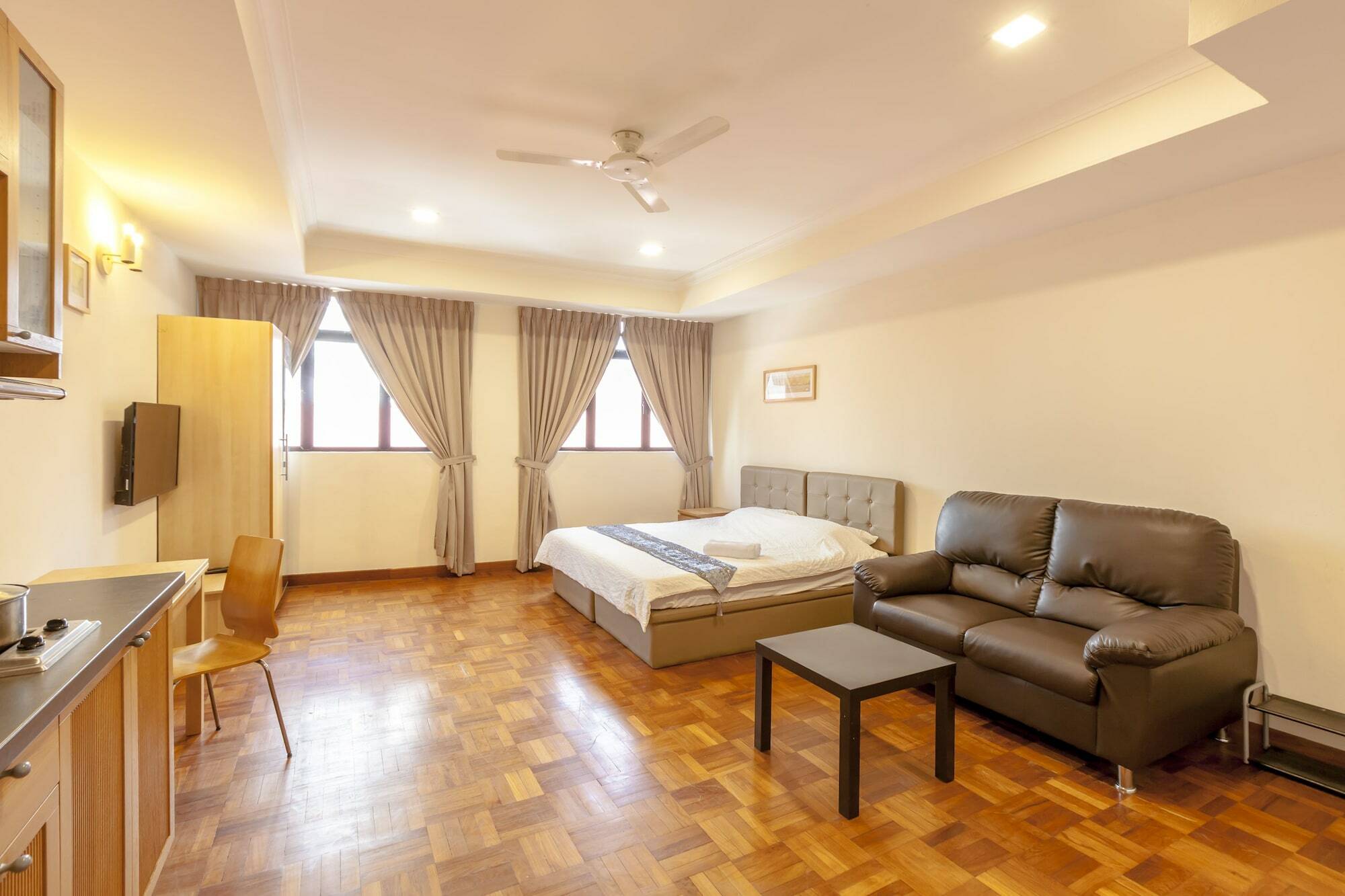 K Suites Balestier Nearby Orchard Сингапур Экстерьер фото